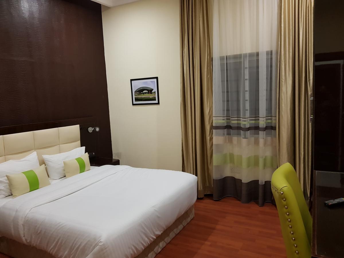 Nicotel Apartments 아부자 외부 사진