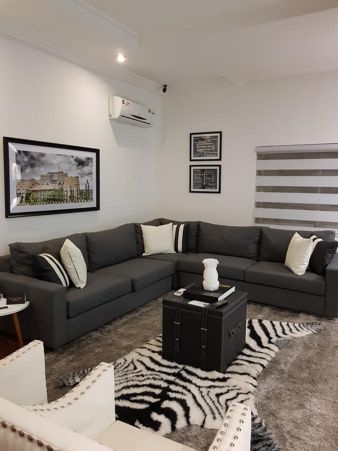 Nicotel Apartments 아부자 외부 사진