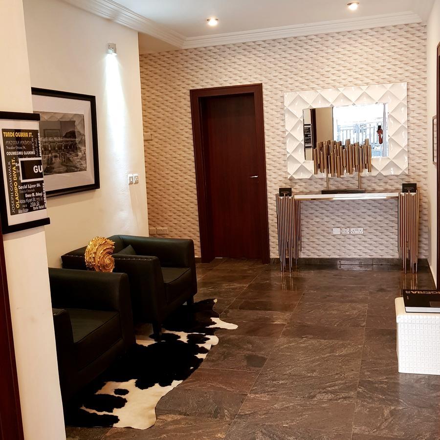 Nicotel Apartments 아부자 외부 사진