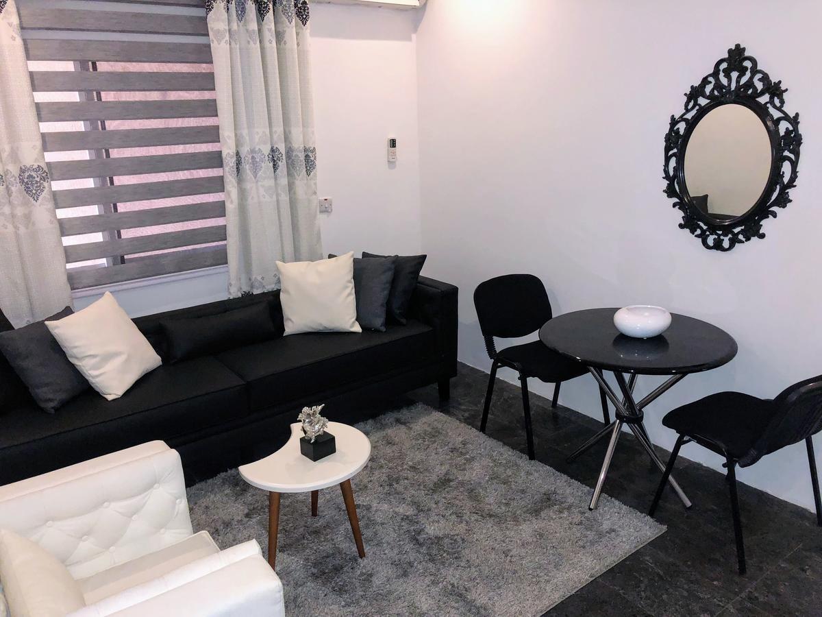 Nicotel Apartments 아부자 외부 사진