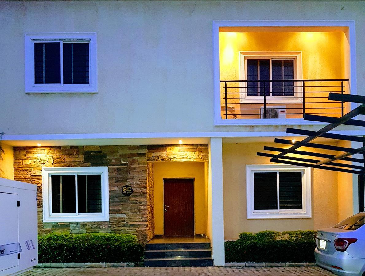 Nicotel Apartments 아부자 외부 사진